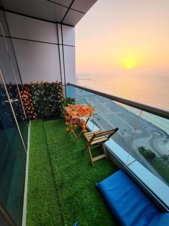 2 Bedroom Luxury Beach Apartment With Full Seaview Acman Dış mekan fotoğraf